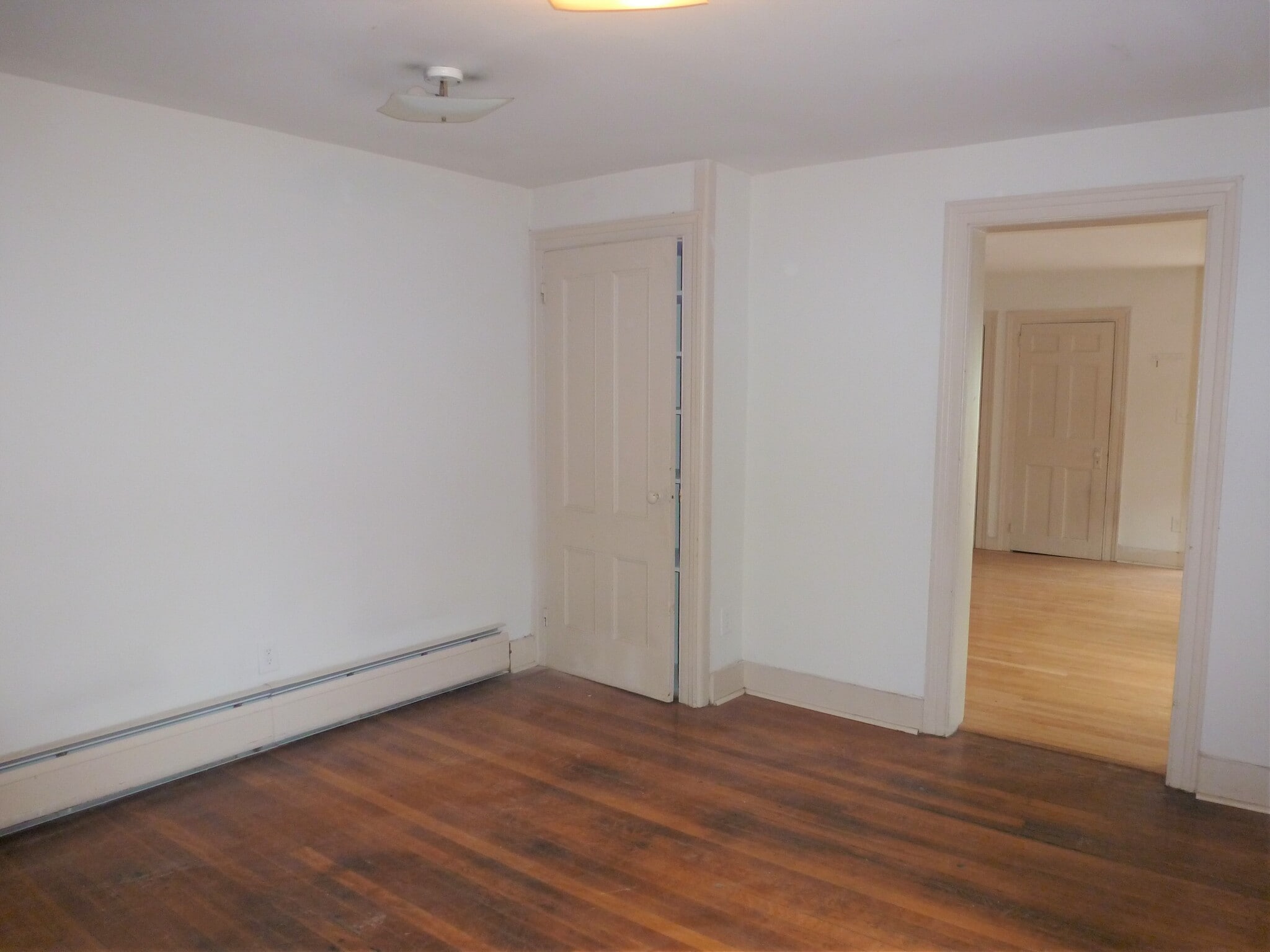 Building Photo - 97 N Winooski Ave