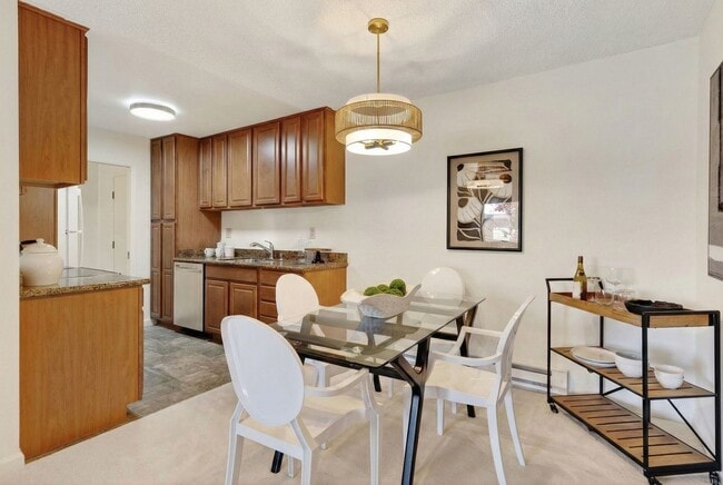 Building Photo - Modern 2-Bedroom Condo with Pool and Koi Pond Views