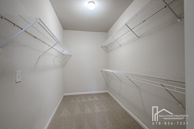 Building Photo - 332 Hardy Ives Ln