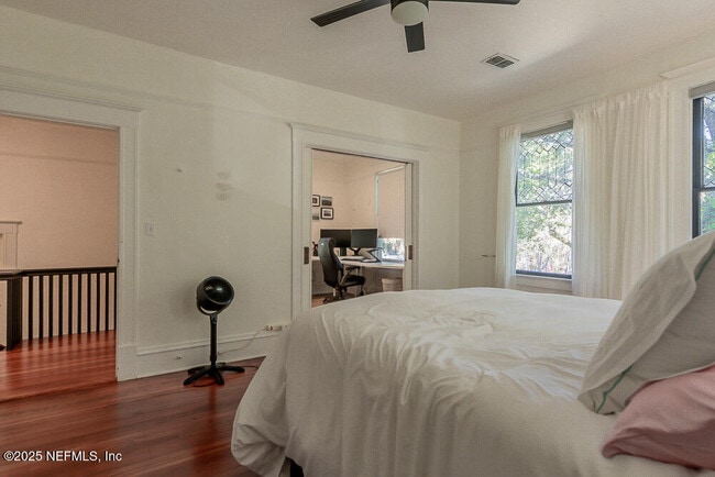 Building Photo - 1838 Silver St