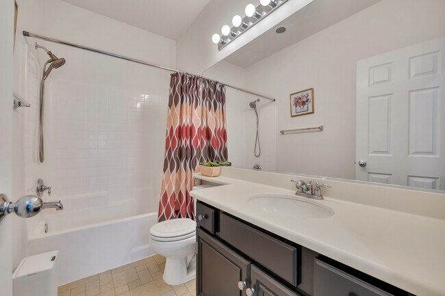 Building Photo - 2641 Night Jasmine Dr