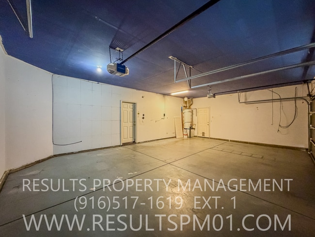 Building Photo - Single Story in West Roseville