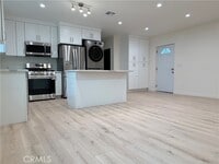 Building Photo - 22524 Vanowen St