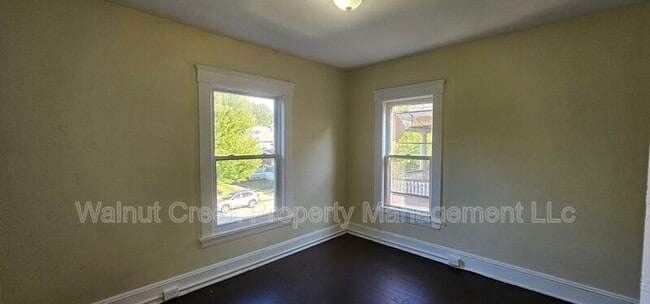 Building Photo - 1280-1280 Marlowe Ave