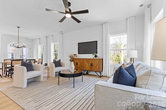 Building Photo - 3820 Odom Wy