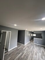 Building Photo - 5564 Hebert St