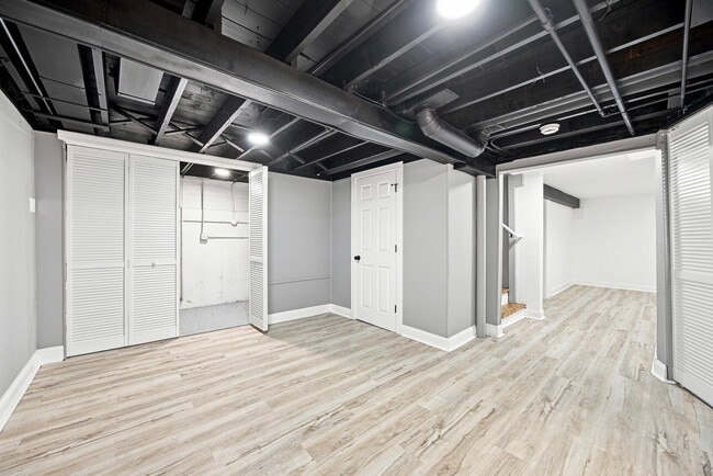 Building Photo - 117 Morris Ave