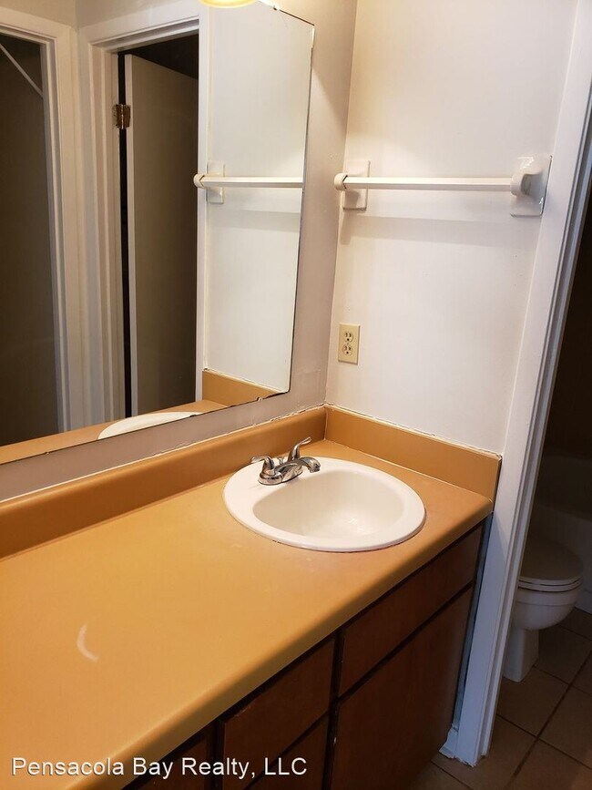 Building Photo - 2 br, 2 bath House - 8406 Carl Dean St  - ...