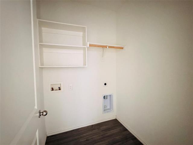 Building Photo - 5616 Elwood Dr