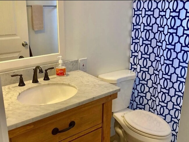 Building Photo - North Park Condo Steps to Adams Ave Normal Heights!