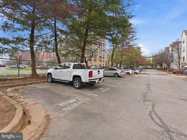 Building Photo - 4667 Longstreet Ln