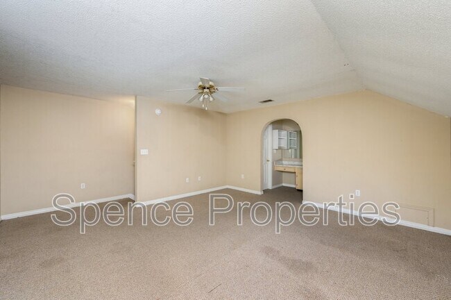 Building Photo - 4863 Kensington Ln