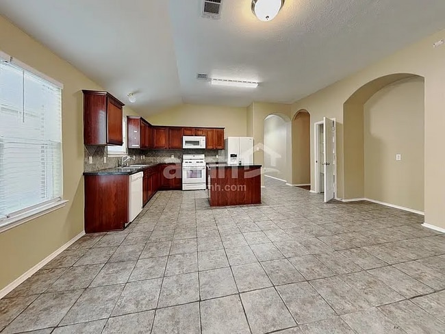 Building Photo - 3507 Cactus Creek Dr