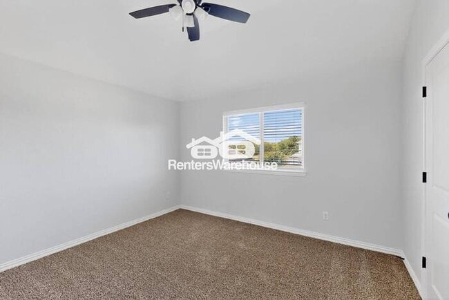Building Photo - MOVE IN READY - 4BED/3BATH - LITTLE ELM, T...