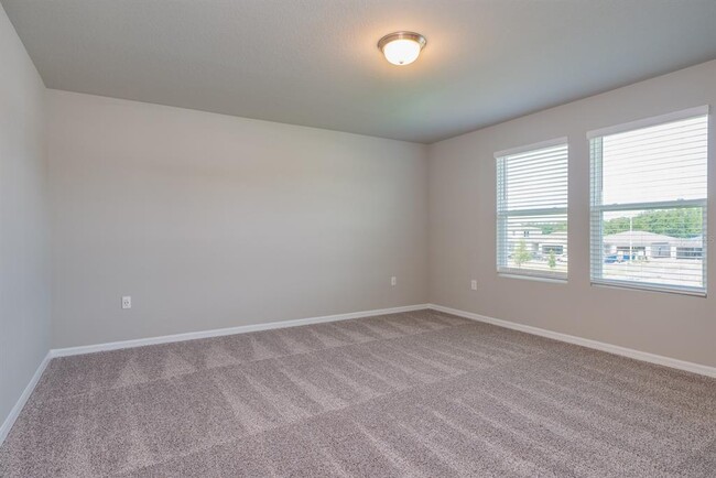 Building Photo - 518 Amadoras Wy