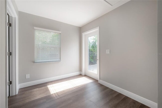 Building Photo - 6901 S Fitzgerald St