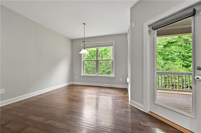 Building Photo - 9965 Cameron Parc Cir