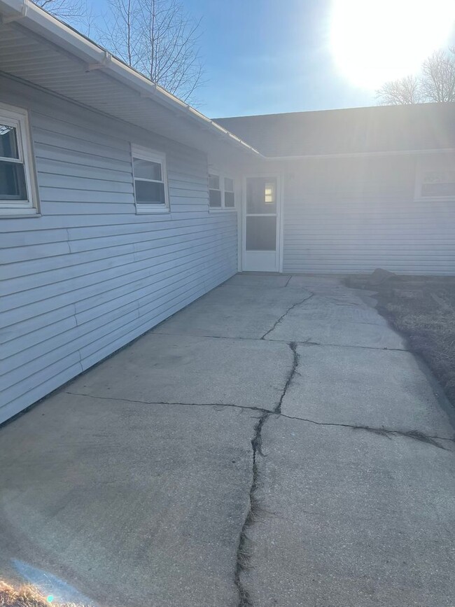 Building Photo - Ranch Home in Chestnut Hill Estates