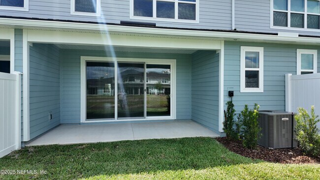 Building Photo - 257 Silver Myrtle Ct