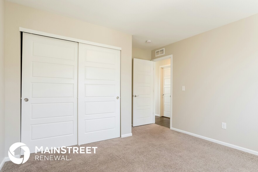 Building Photo - 17717 E 54th Ave