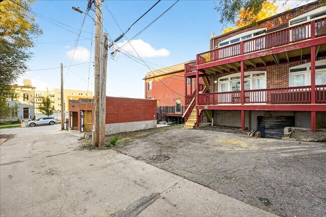 Building Photo - Michelle Lafayette McKay