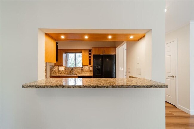 Building Photo - 48 Finch Trail NE