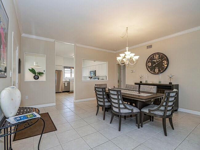 Building Photo - 5035 Harmony Cir
