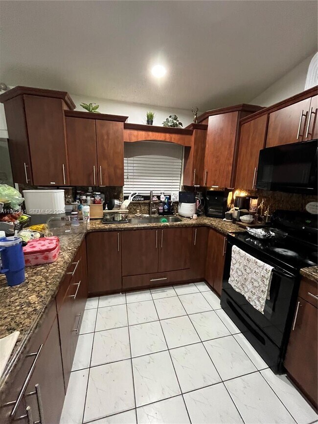 Building Photo - 13485 SW 28th St