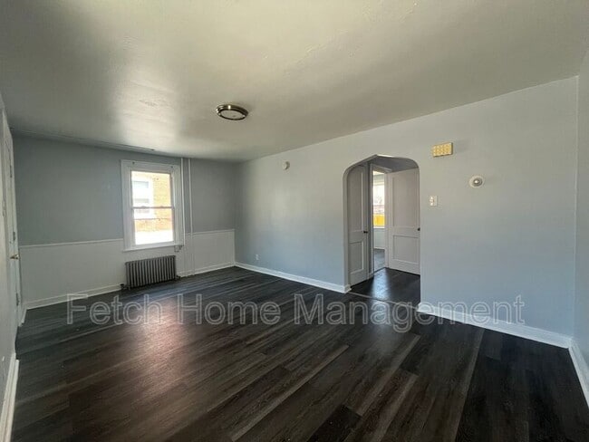 Building Photo - 416 New St