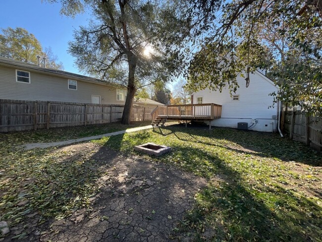 Building Photo - 3324 P St