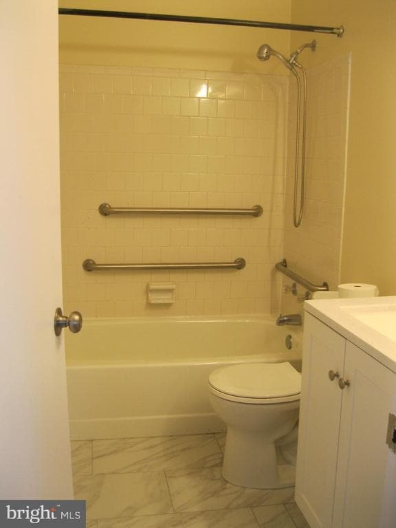 Building Photo - 8171 Fenwick Ct