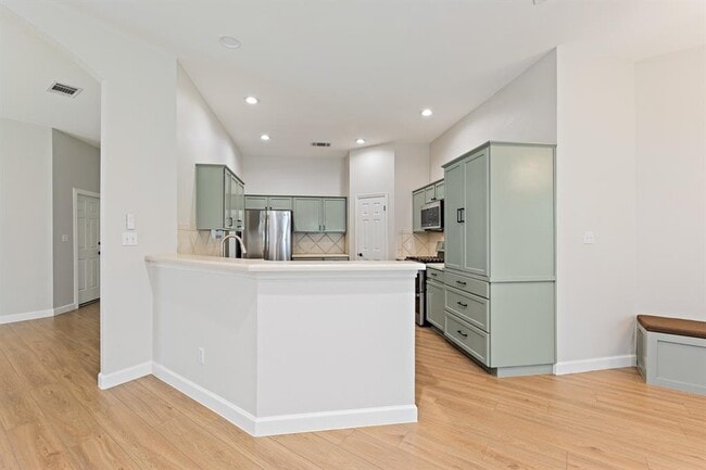 Building Photo - 1816 White Indigo Trail