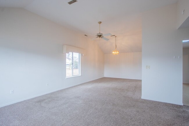 Building Photo - Charming 2-Bedroom Ranch Home with Garage and Spacious Backyard in Dover, DE