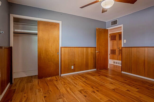 Building Photo - 4200 N Stanton St