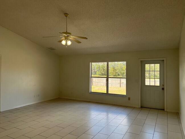 Building Photo - 217 Grouper Ct