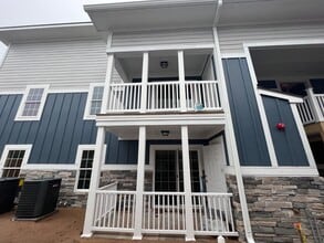 Building Photo - 7111 Porcher Dr