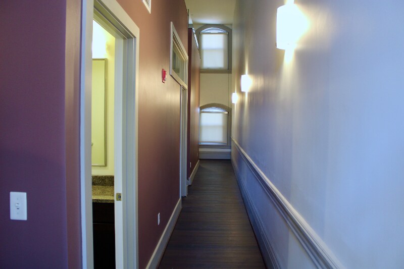 Building Photo - 1120 Reddour St