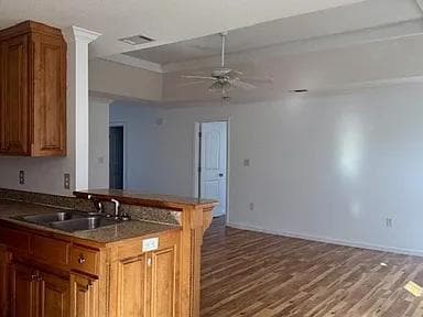 Building Photo - 5275 Branch Point Dr