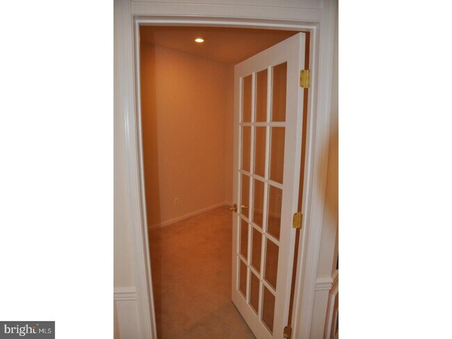 Building Photo - 53 Trewbridge Ct