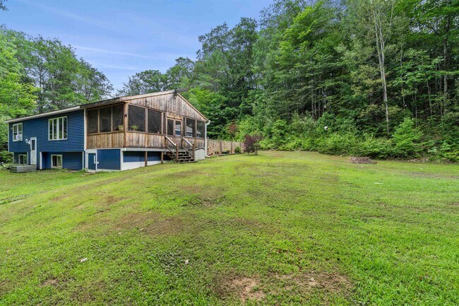 Building Photo - 241 Clough Pond Rd
