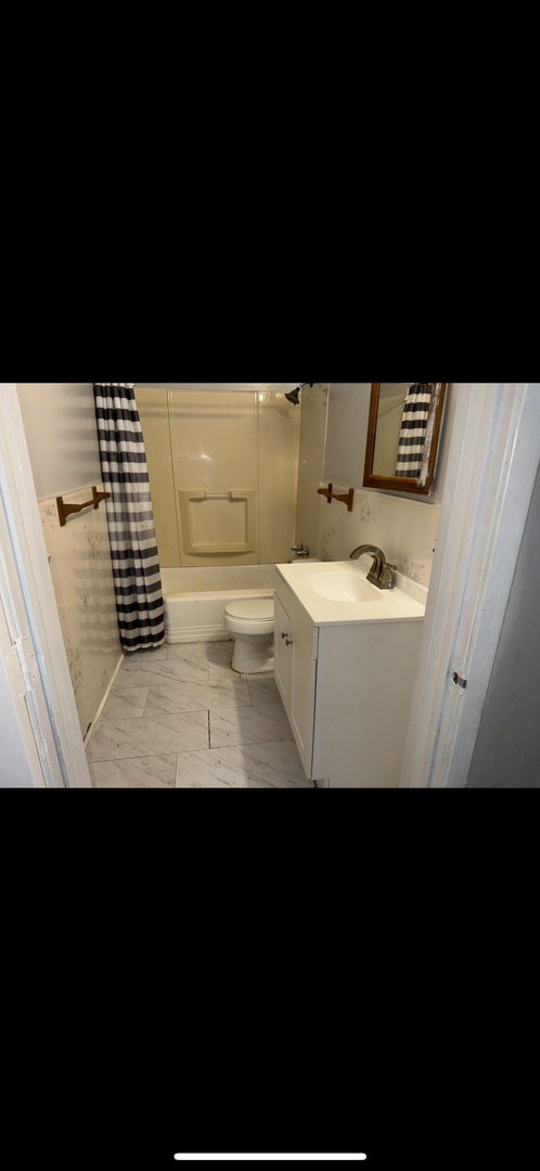 Building Photo - Available Now! 3 Bedroom 2 Bath in Denison