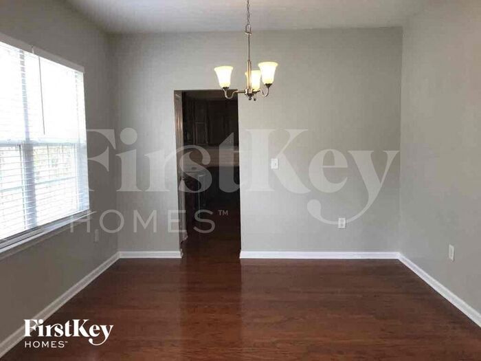 Building Photo - 12204 Palomar Dr