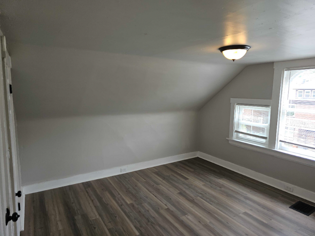 Building Photo - 1560 Dixmont Ave