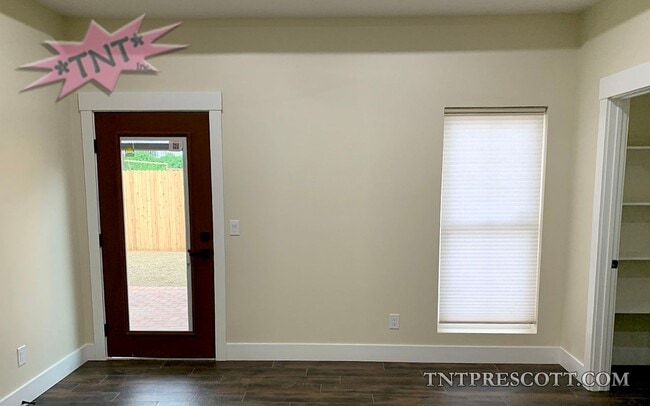 Building Photo - Home in Prescott Valley