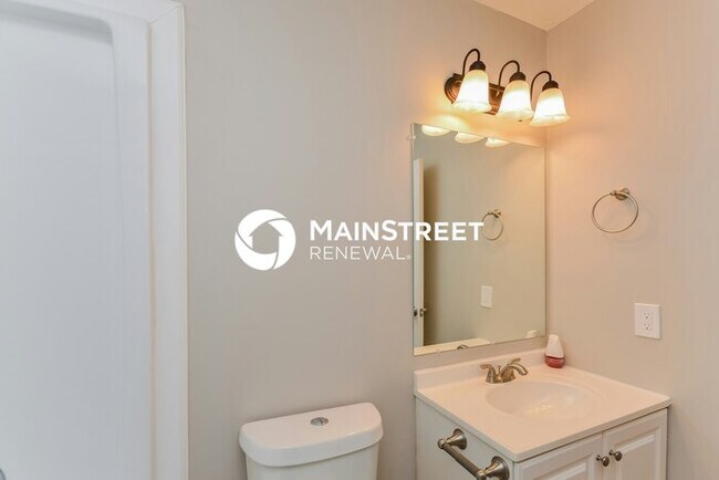 Building Photo - 4 Bedroom Pet-Friendly Home in Ellenwood, GA with Main Street Renewal