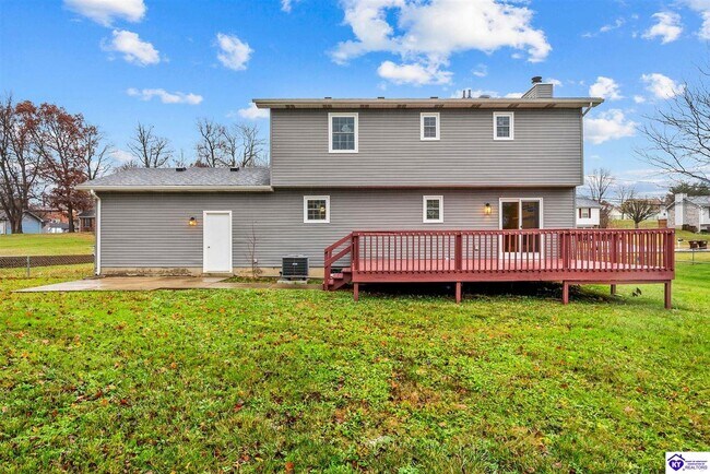 Building Photo - 215 Darrell Dr