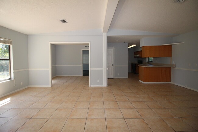 Building Photo - 11681 41st Ct N