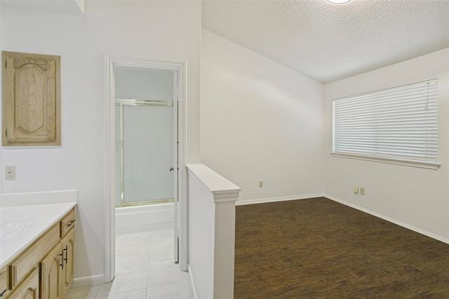 Building Photo - 2200 W Park Blvd