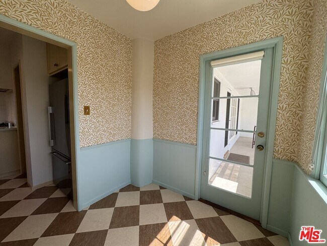 Building Photo - 11188 Ophir Dr