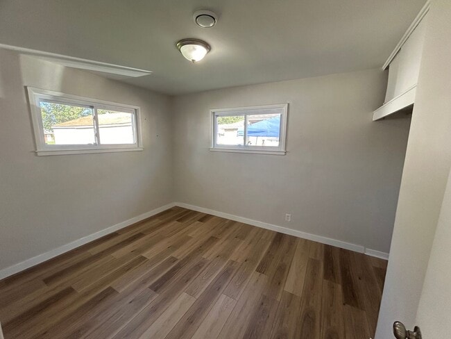 Building Photo - FULLY UPDATED Eastpointe 3 Bed/1 Bath Ranc...